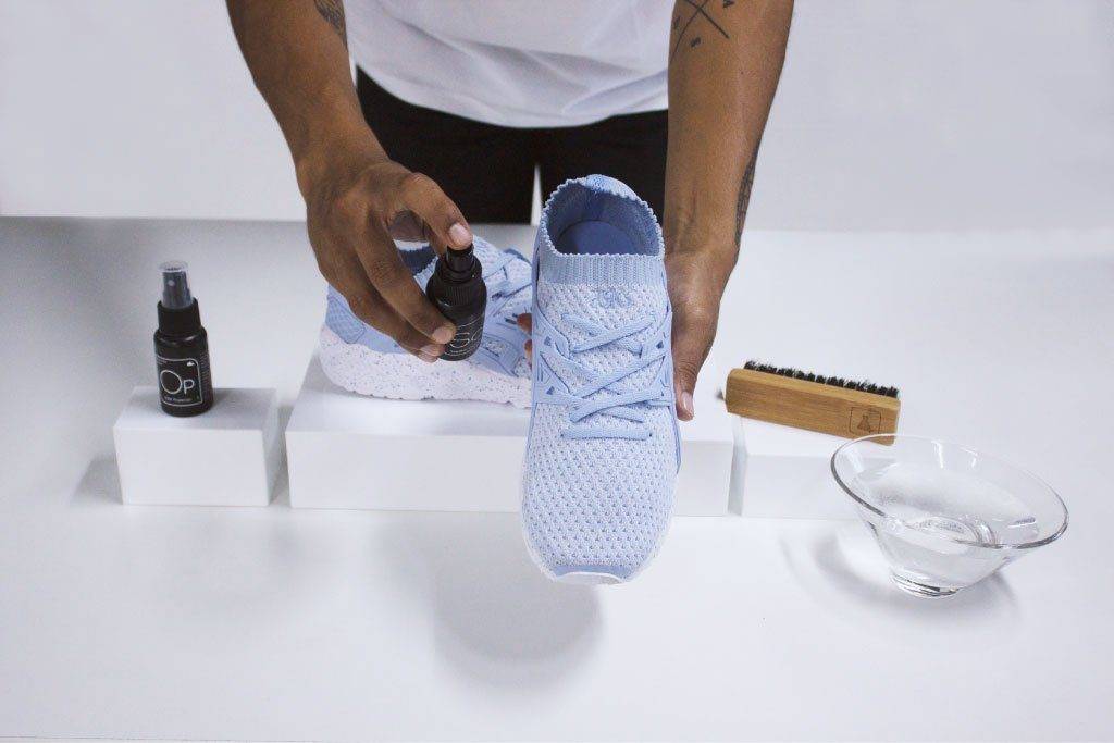 Как отмыть и отбелить белые кроссовки – 15 эффективных средств
