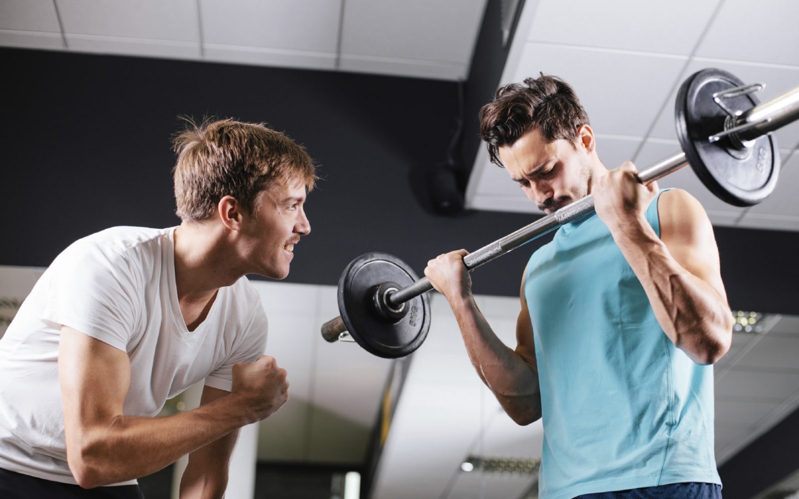 Как подобрать рабочий вес для тренировки? каким весом качать грудь и бицепс?