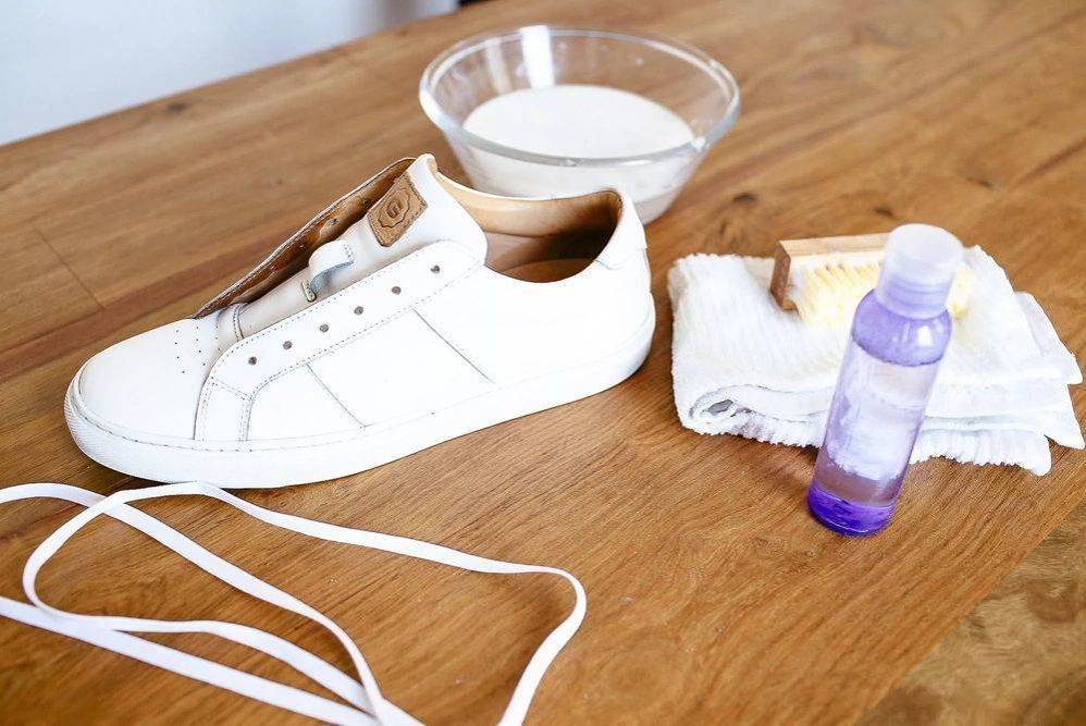 Как почистить кроссовки белые в домашних условиях