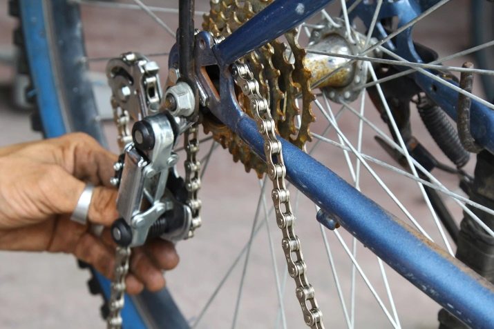 Как самостоятельно отрегулировать цепь велосипеда: алгоритм действий