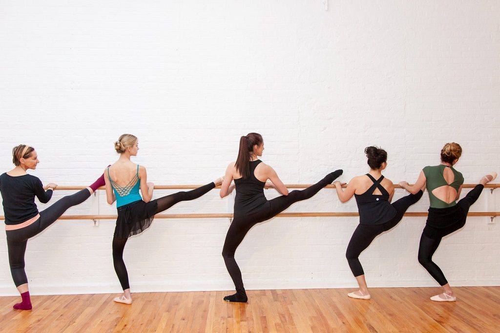 Боди-балет: как микс из хореографии, стретчинга и йоги использовать для похудения