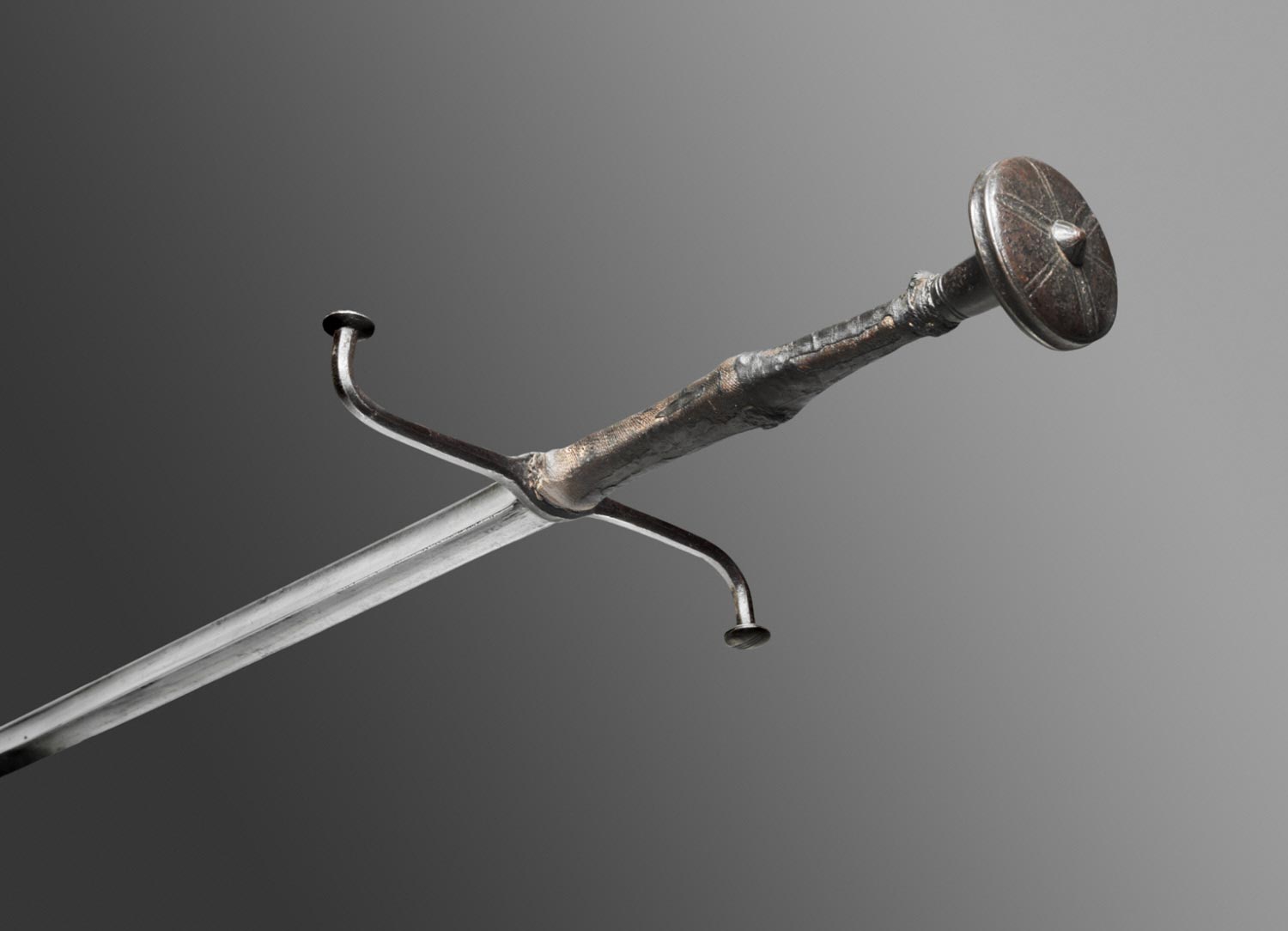 Статья о цвайхандер, двуручный меч: история, конструкция и использование