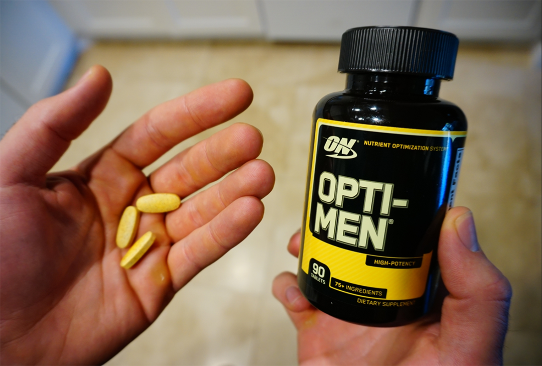 Спортивные витамины для мужчин: топ комплексов при занятиях спортом