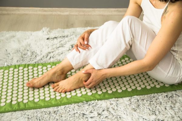Виды массажных ковриков ортопедических для ног
