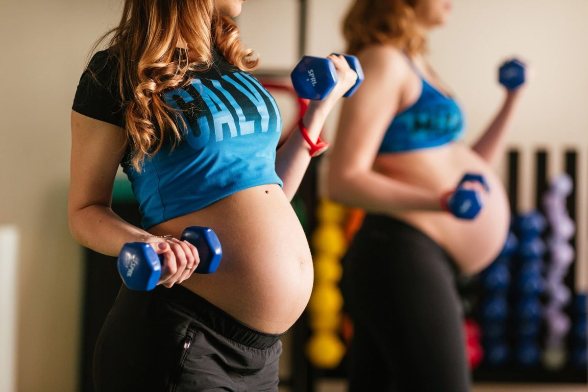 Как спорт помогает улучшить фертильность. мужчинам и женщинам нужны разные нагрузки и упражнения | аборт в спб